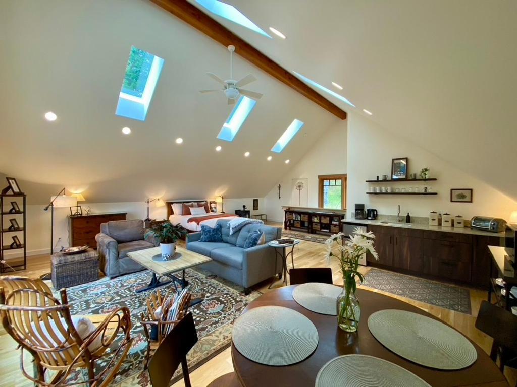 Madrona Suite Eastsound Dış mekan fotoğraf